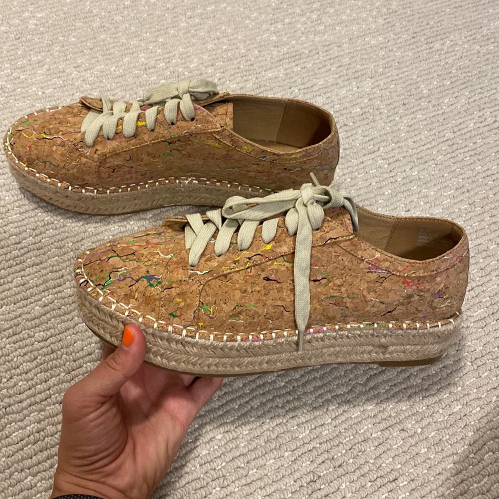 WOMEN'S COCONUTS BY MATISSE MIAMI PLATFORM SNEAKERS